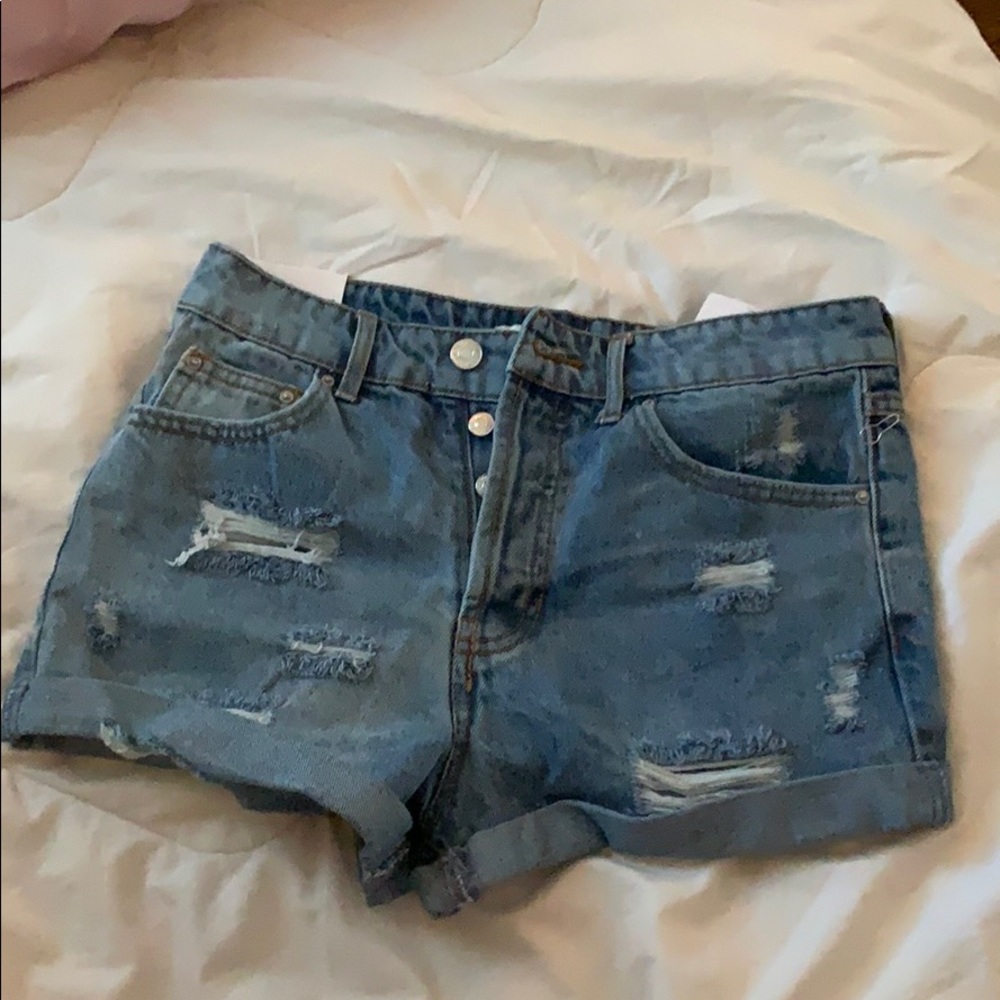 Girlfriend Ripped Denim Shorts - SIZE 25